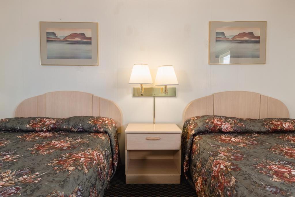 Dubois Manor Motel Buitenkant foto
